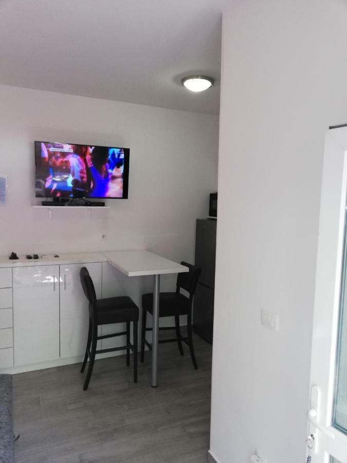 Vinko Apartament *